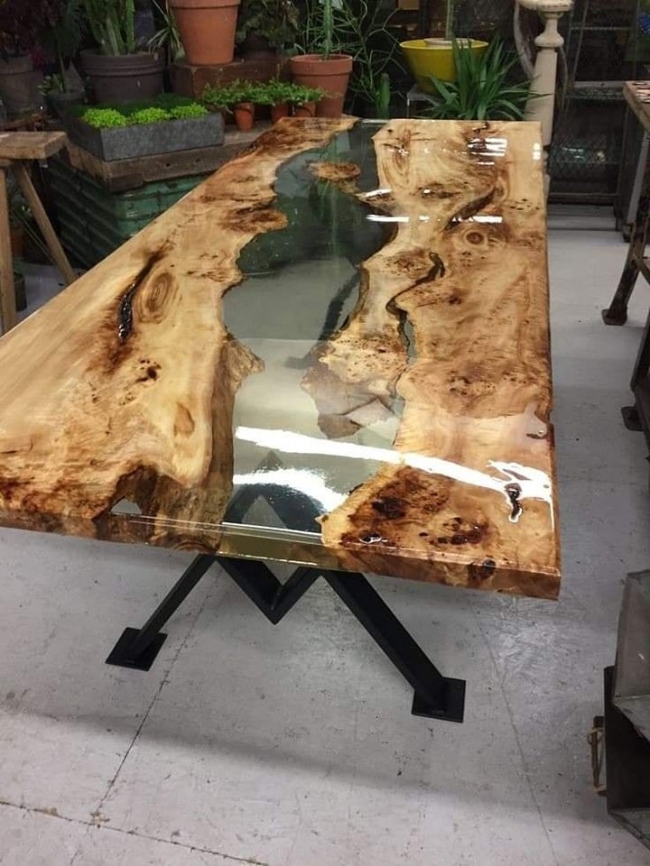 31 idées de tables incroyables avec du bois 12