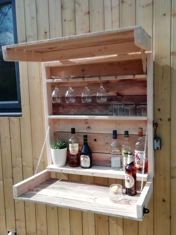 Bar extérieur en palettes : 9 Modèles pour s'inspirer 2 Bar extérieur en palettes : 9 Modèles pour s'inspirer 2