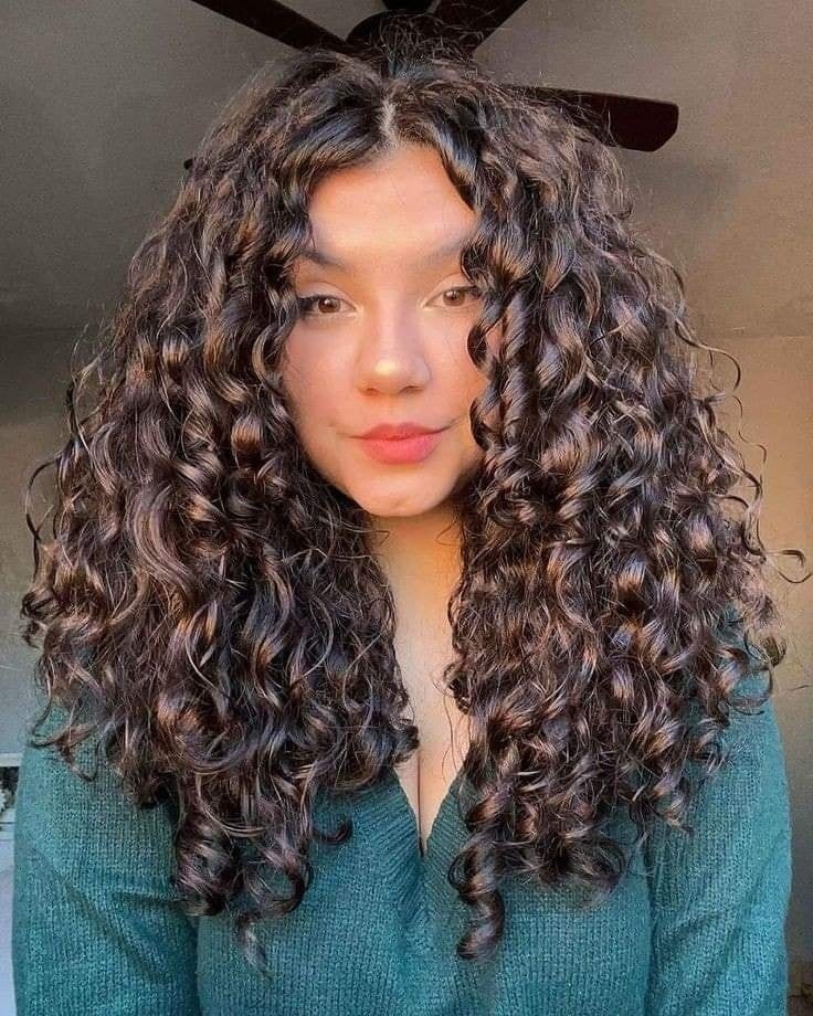 17 Magnifiques coupes de cheveux avec des boucles 5