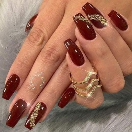24 idées d'ongles bordeaux pour s'inspirer 3 24 idées d'ongles bordeaux pour s'inspirer 3