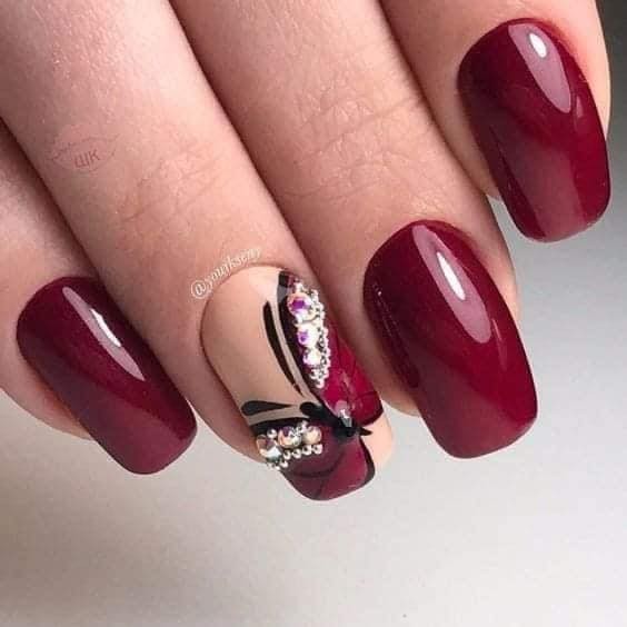 24 idées d'ongles bordeaux pour s'inspirer 5 24 idées d'ongles bordeaux pour s'inspirer 5