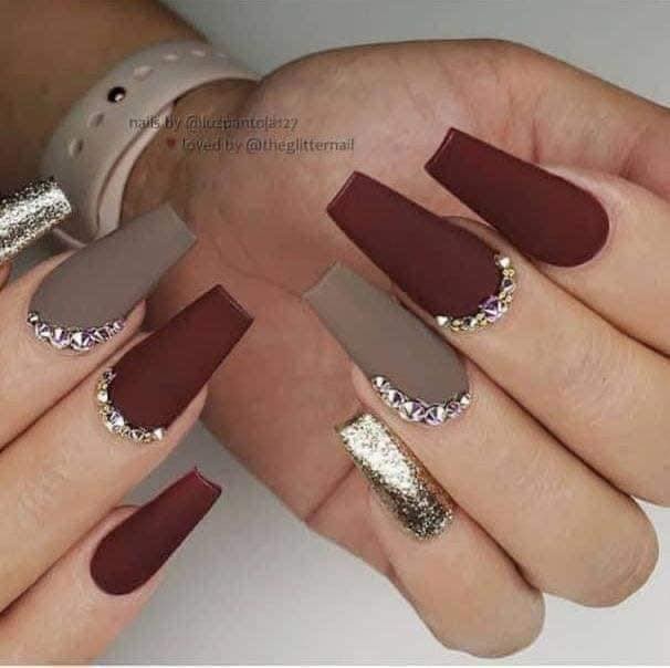 24 idées d'ongles bordeaux pour s'inspirer 21 24 idées d'ongles bordeaux pour s'inspirer 21