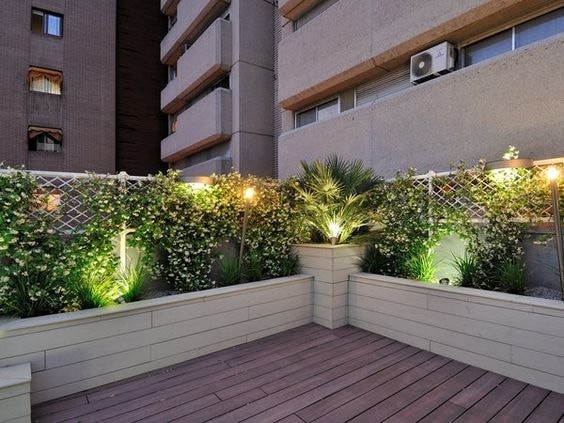 27 jardinières qui seront magnifiques dans des terrasses pas trop grandes 23 27 jardinières qui seront magnifiques dans des terrasses pas trop grandes 23