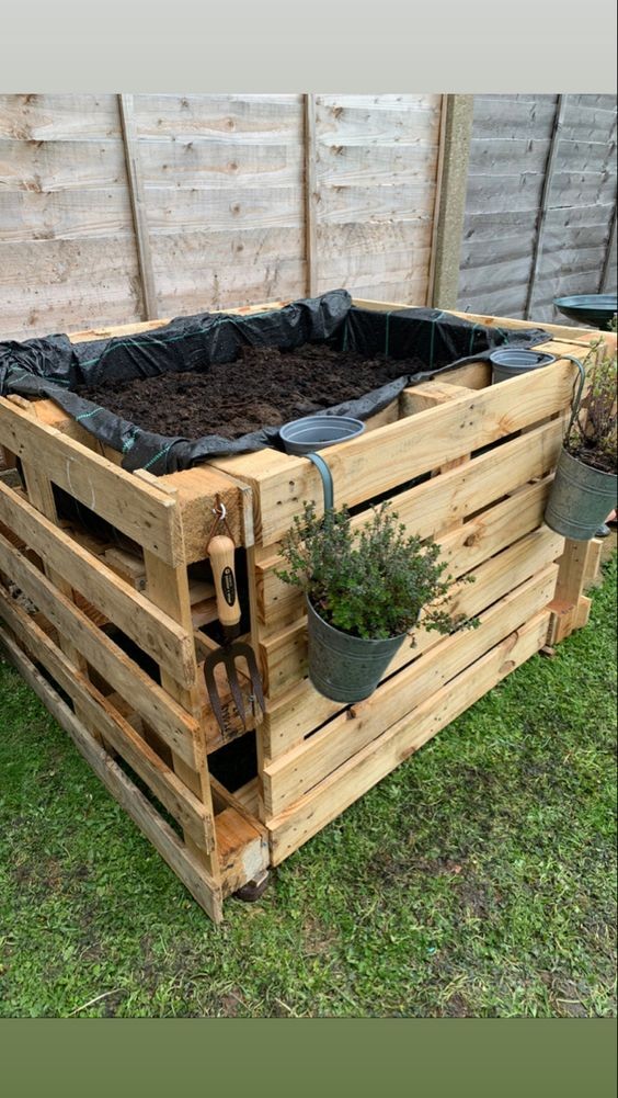 Potager en palette : 41 exemples de fabrications réussies pour t'inspirer 16 Potager en palette : 41 exemples de fabrications réussies pour t'inspirer 16