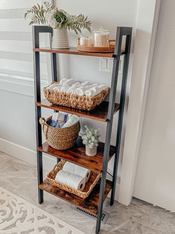 12 idées de rangements pour maximiser les espaces de vos petites salles de bain 7 12 idées de rangements pour maximiser les espaces de vos petites salles de bain 7