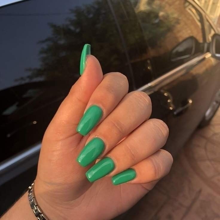 15 Tons Verts pour vos Ongles 10 15 Tons Verts pour vos Ongles 10
