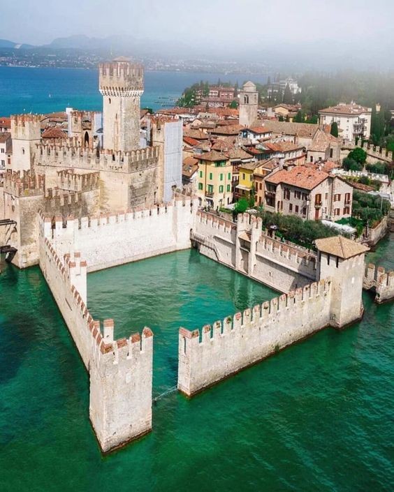 17 choses sympas à faire à Sirmione, Lac de Garde 1 17 choses sympas à faire à Sirmione, Lac de Garde 1