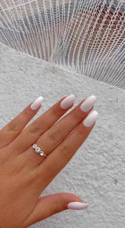 19 Top idées de vernis à ongles blancs style Milky Nails 8 19 Top idées de vernis à ongles blancs style Milky Nails 8