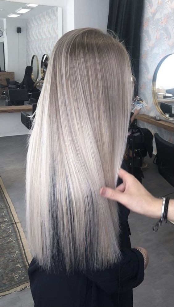 23 Balayages sur cheveux blancs qui rendent une femme irrésistible 11 23 Balayages sur cheveux blancs qui rendent une femme irrésistible 11