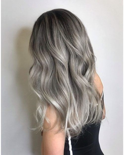 23 Balayages sur cheveux blancs qui rendent une femme irrésistible 7 23 Balayages sur cheveux blancs qui rendent une femme irrésistible 7