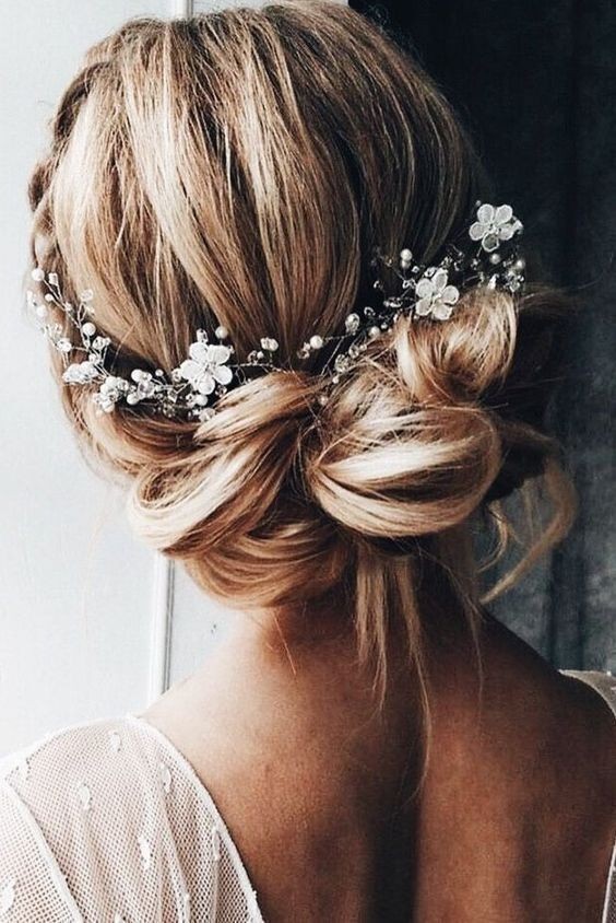 28 Coiffures de mariage envoutantes pour demoiselle d'honneur 20 28 Coiffures de mariage envoutantes pour demoiselle d'honneur 20