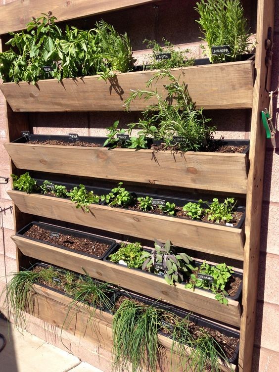 29 Jardinières en bois faciles à faire avec des palettes récupérées 15 29 Jardinières en bois faciles à faire avec des palettes récupérées 15