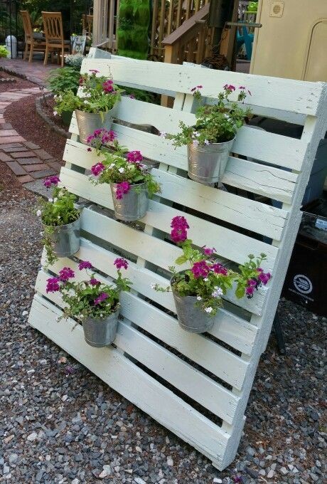29 Jardinières en bois faciles à faire avec des palettes récupérées 28 29 Jardinières en bois faciles à faire avec des palettes récupérées 28