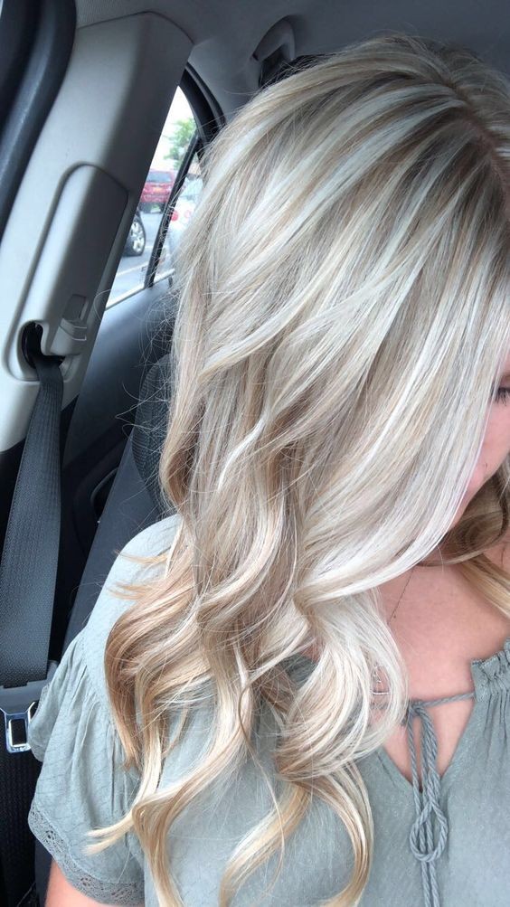 34 idées de couleurs de mèches blond cendré 22