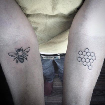9 Top idées de Tatouages Abeille 11 9 Top idées de Tatouages Abeille 11