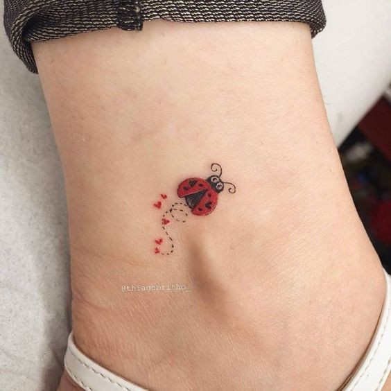 9 Top idées de Tatouages Coccinelle 7 9 Top idées de Tatouages Coccinelle 7
