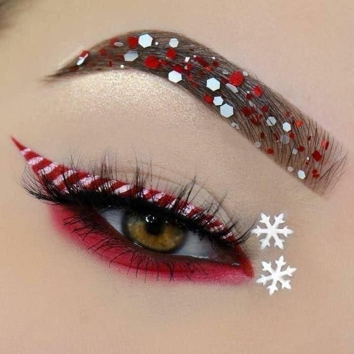 8 Maquillages de Noël original pour célébrer Noël en beauté 3 8 Maquillages de Noël original pour célébrer Noël en beauté 3