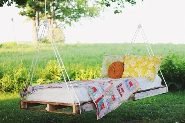 32 idées géniales pour embellir votre jardin avec un budget limité 12 hanging bed