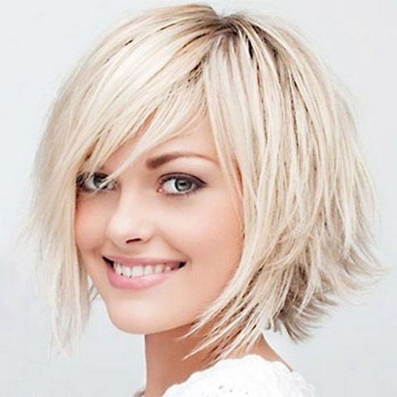 Les 39 plus belles coupes et coiffures pour cheveux mi-longs 35 Les 39 plus belles coupes et coiffures pour cheveux mi-longs 35