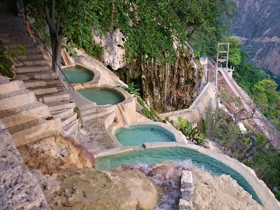 Tolantongo grutas : Un paradis aquatique aux allures de carte postale 4