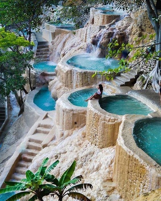 Tolantongo grutas : Un paradis aquatique aux allures de carte postale 9