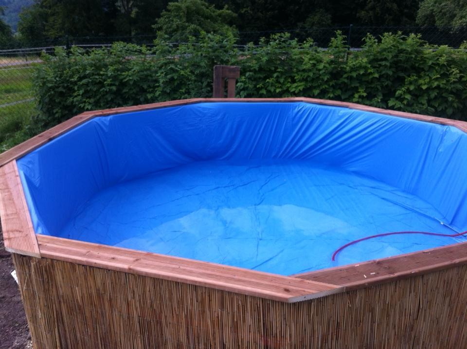 Une belle piscine faite de 10 palettes 7