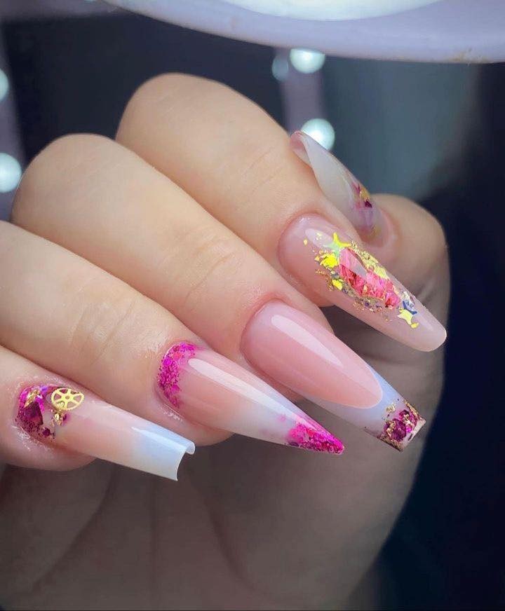 8 Nails art pour des Ongles dans les tons Rouges 3