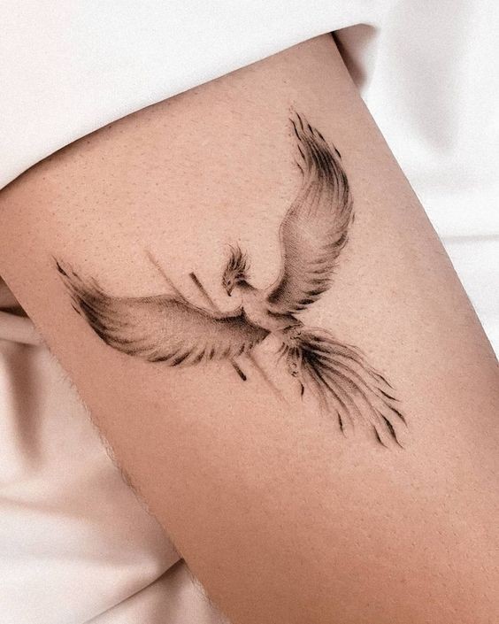 14 superbes tatouages ??de Phoenix pour les femmes 4 14 superbes tatouages ??de Phoenix pour les femmes 4