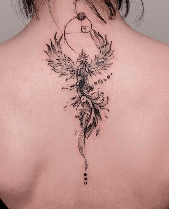 14 superbes tatouages ??de Phoenix pour les femmes 5 14 superbes tatouages ??de Phoenix pour les femmes 5