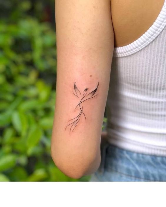 14 superbes tatouages ??de Phoenix pour les femmes 7 14 superbes tatouages ??de Phoenix pour les femmes 7