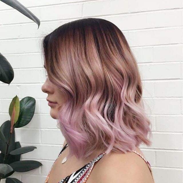 17 Couleurs de cheveux dans les tons rose métallisé 4 17 Couleurs de cheveux dans les tons rose métallisé 4