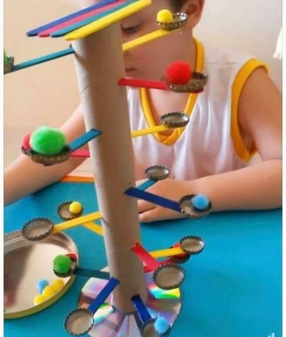 17 Activités manuelles intérieures pour les enfants 13 17 Activités manuelles intérieures pour les enfants 13