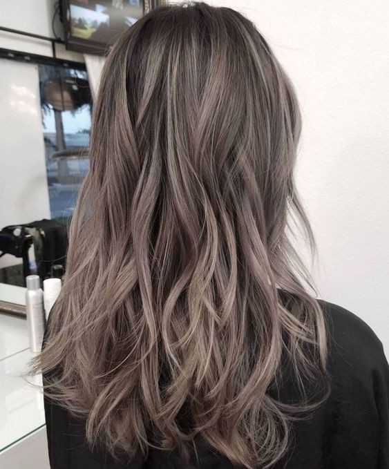 15 idées de cheveux bruns cendrés pour actualiser votre style 3 15 idées de cheveux bruns cendrés pour actualiser votre style 3