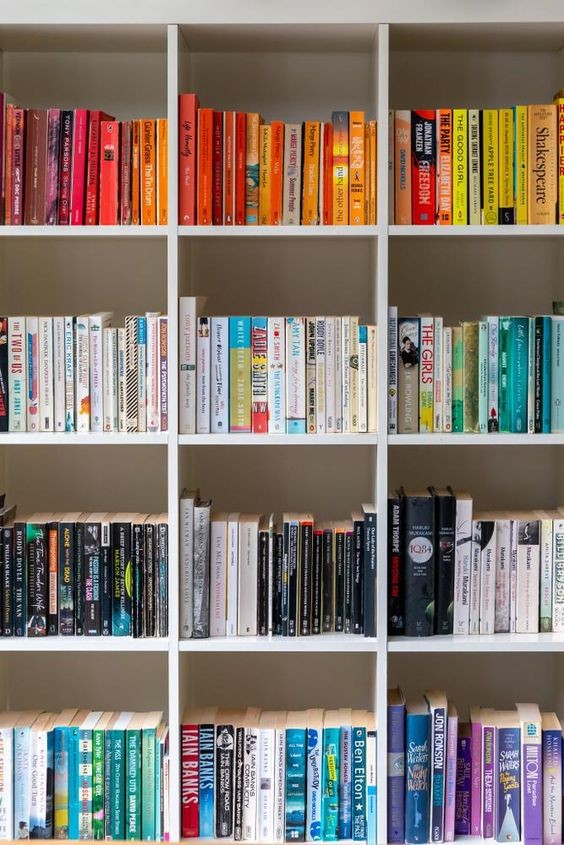 18 astuces créatives pour organiser sa collection de livres 2 18 astuces créatives pour organiser sa collection de livres 2