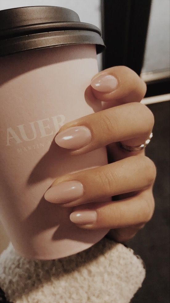 20 idées d'ongles gel nude qui vont te faire craquer 11 20 idées d'ongles gel nude qui vont te faire craquer 11
