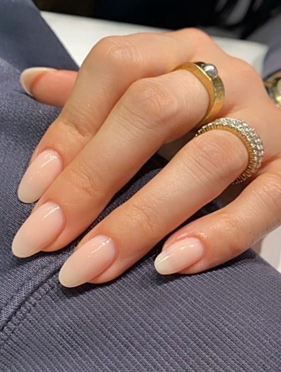 20 idées d'ongles gel nude qui vont te faire craquer 4 20 idées d'ongles gel nude qui vont te faire craquer 4