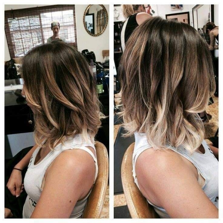 27 Balayages stylées sur cheveux mi-longs 11 27 Balayages stylées sur cheveux mi-longs 11