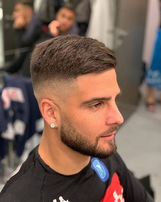 Comment faire une coupe de cheveux dégradée ? 11 Comment faire une coupe de cheveux dégradée ? 11