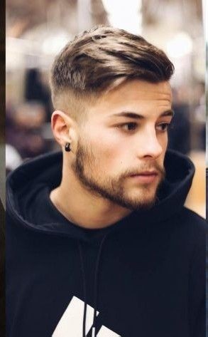 Comment faire une coupe de cheveux dégradée ? 25 Comment faire une coupe de cheveux dégradée ? 25