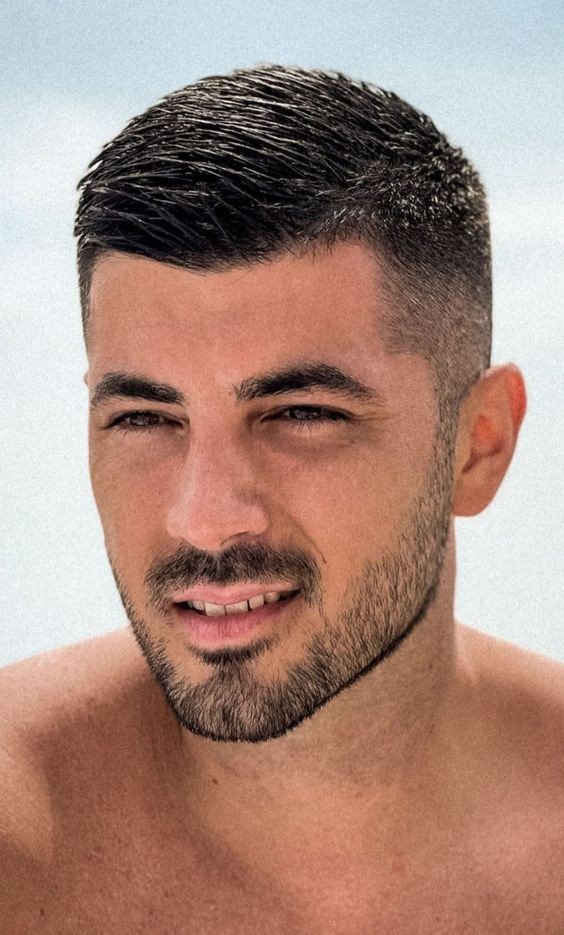 Comment faire une coupe de cheveux dégradée ? 29 Comment faire une coupe de cheveux dégradée ? 29