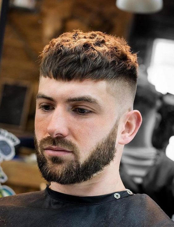Comment faire une coupe de cheveux dégradée ? 4 Comment faire une coupe de cheveux dégradée ? 4