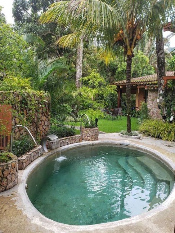 8 Astuces Ultimes pour Bien Choisir sa Petite Piscine 2 8 Astuces Ultimes pour Bien Choisir sa Petite Piscine 2