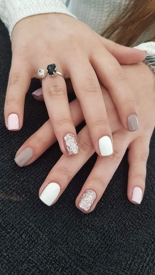 29 idées de gelish paillettes sur ongles courts 4 29 idées de gelish paillettes sur ongles courts 4