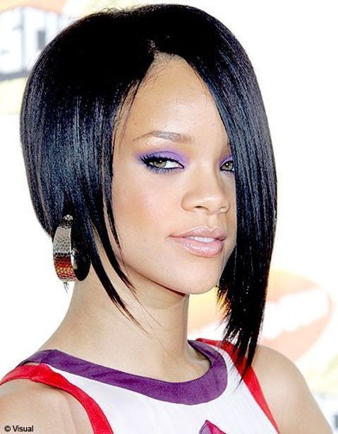 Carré plongeant asymétrique : 19 modèles pour un nouveau style 9 Carré plongeant asymétrique : 19 modèles pour un nouveau style 9