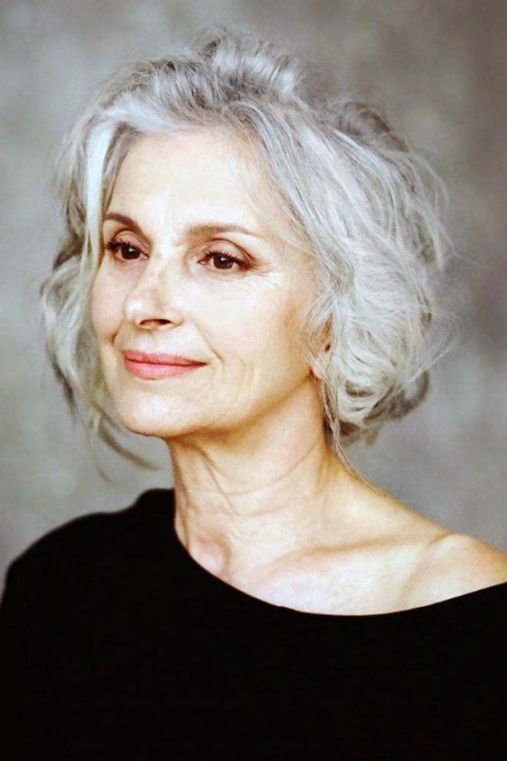 60 coupes féminines canons pour les femmes de 60 ans et plus 52 60 coupes féminines canons pour les femmes de 60 ans et plus 52
