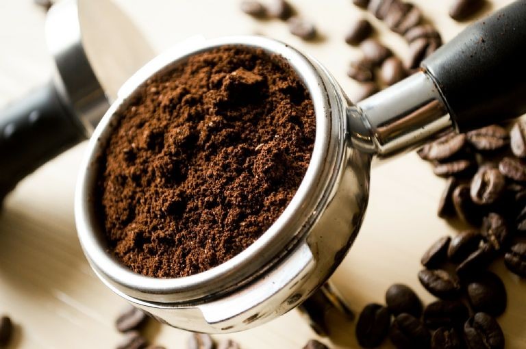 Le Marc de Café : Un Engrais Naturel et Économique pour Vos Plantes ? 5 Le Marc de Café : Un Engrais Naturel et Économique pour Vos Plantes ? 5