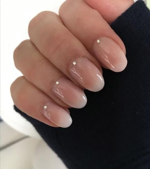 Les 38 plus belles idées d'ongles ombrés à essayer pour votre prochaine manucure 16 Les 38 plus belles idées d'ongles ombrés à essayer pour votre prochaine manucure 16