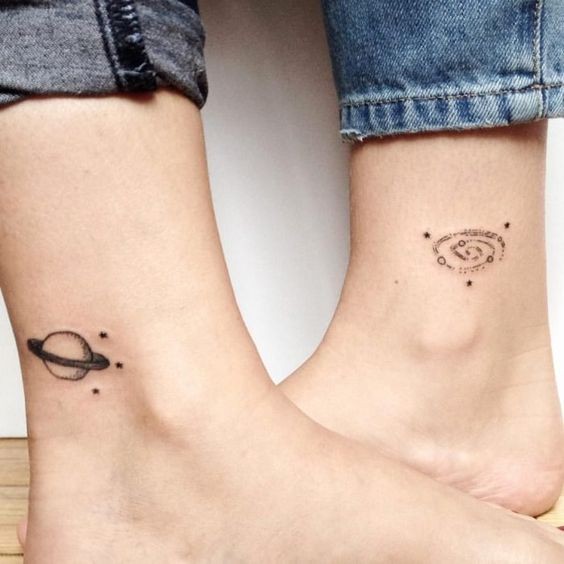 Tatouage sœur minimaliste : Les 31 tatouages ??assortis les plus cool dont vous avez besoin 23