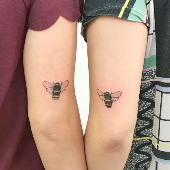 Tatouage sœur minimaliste : Les 31 tatouages ??assortis les plus cool dont vous avez besoin 36