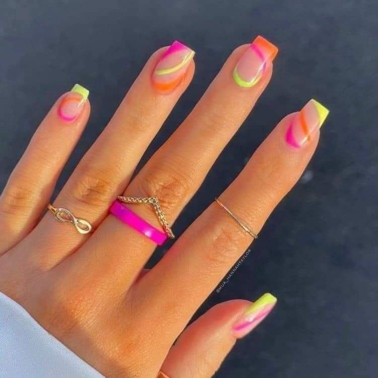 27 idées de nail art pour des ongles colorés 11 27 idées de nail art pour des ongles colorés 11